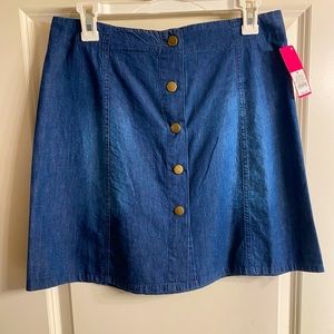 New w/tags front button a-line skirt.